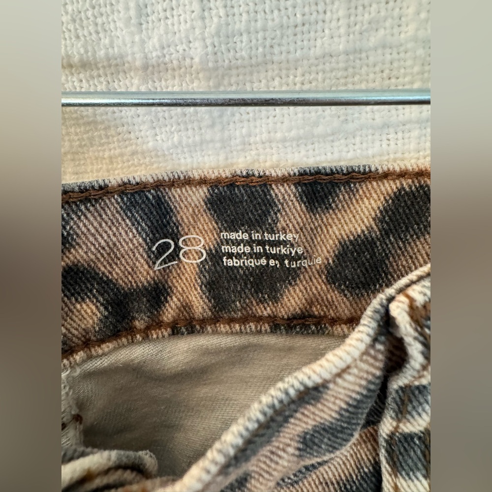 Anthropologie Pilcro leopard print Wide-Leg denim - Picture 5 of 12